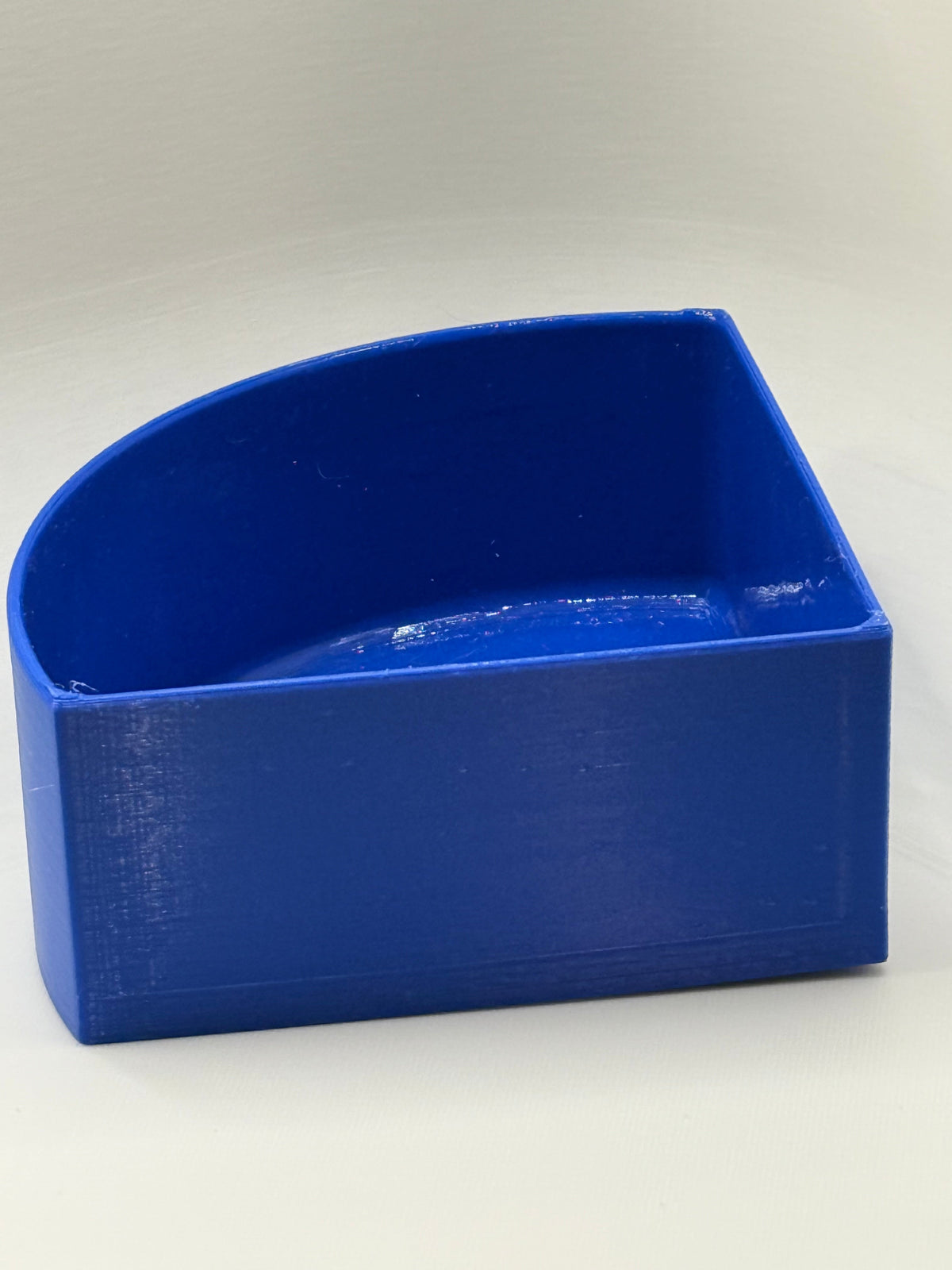 Corner Water Dish